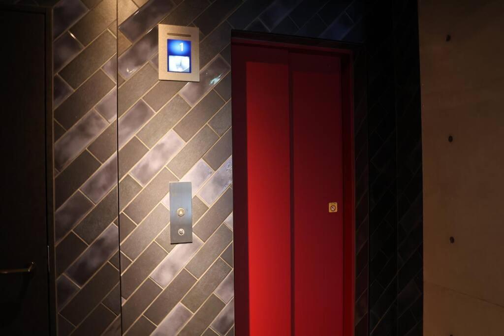 Hotel Vievle Namba South Osaka Bagian luar foto
